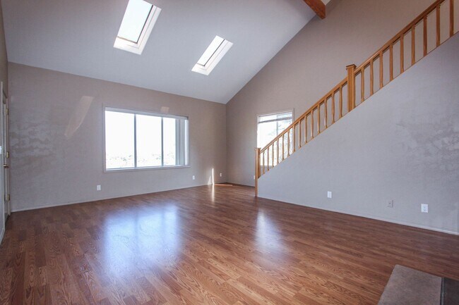 Foto del edificio - Home located in Pines & Boulders