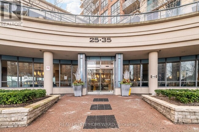 Photo du bâtiment - 25 Viking Ln