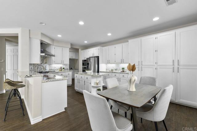 Building Photo - 1152 Via Vera Cruz