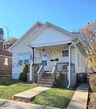 Building Photo - 5004 28th Ave