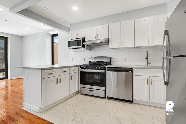 Foto del edificio - 148-36 89th Ave