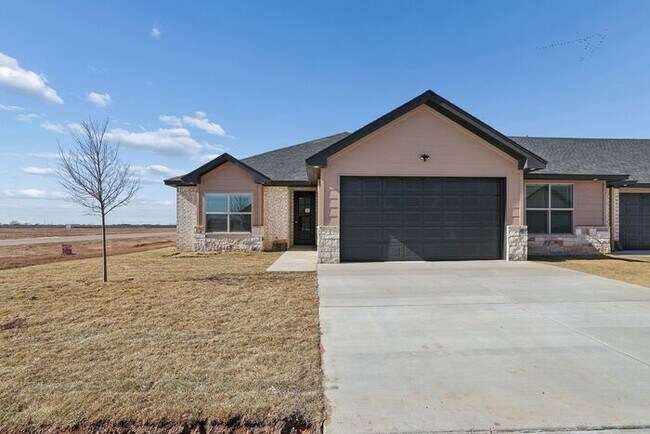 Building Photo - 10424 Tierra Santa Dr