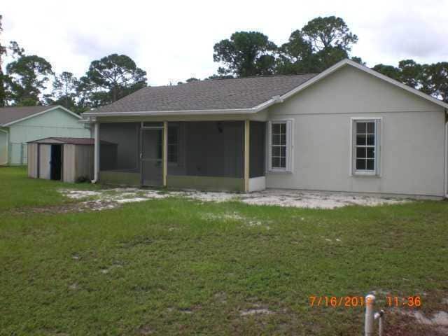 Building Photo - 1441 SW Medina Ave