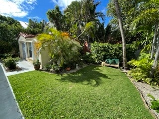 Building Photo - 1018 W 47th St