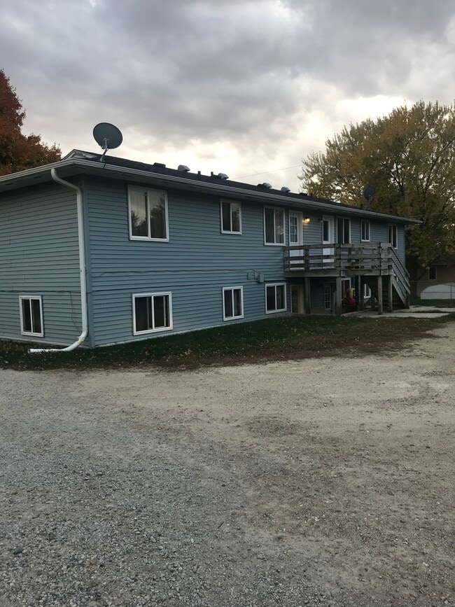 Building Photo - 310 Vinton Ave