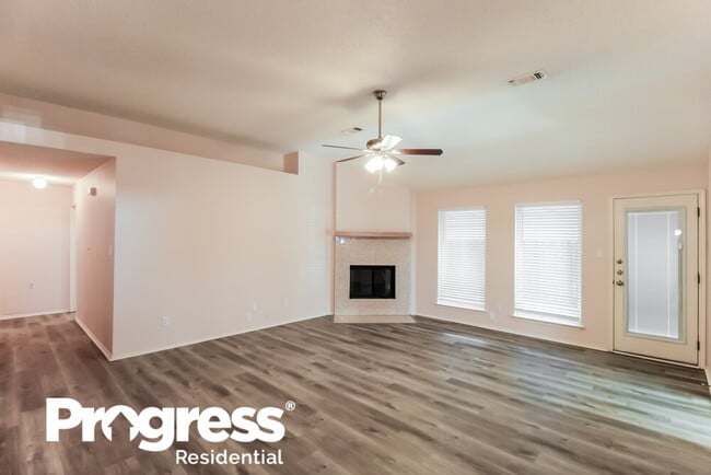 Building Photo - 8516 Cove Meadow Ln