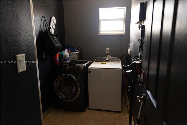 Foto del edificio - 25345 SW 132nd Ave