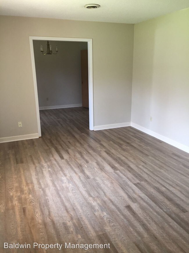 Foto del edificio - 5561 Alma Dr