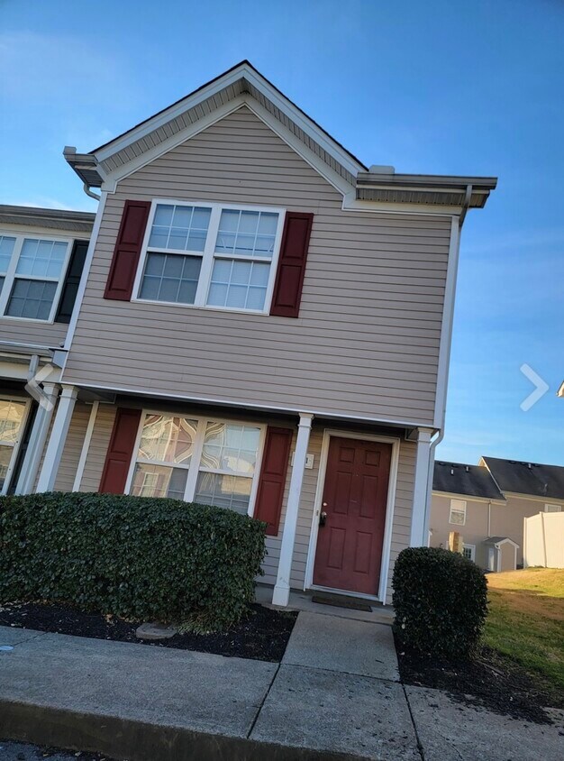 Primary Photo - 8011 Logan Dr
