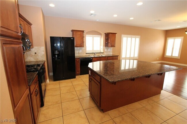 Foto del edificio - 9528 Victory Garden Ave