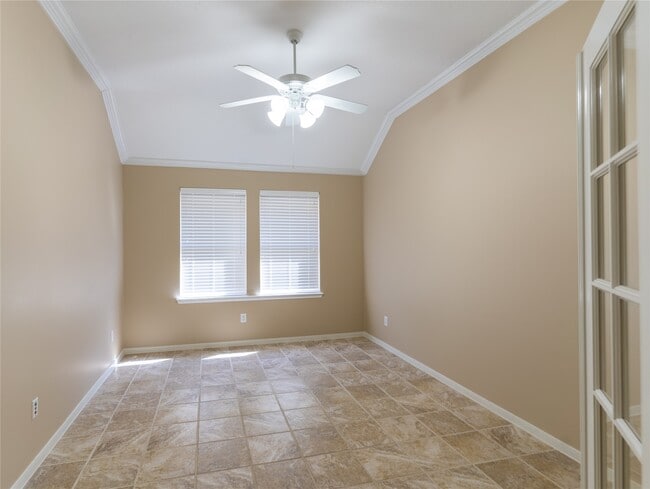 Foto del edificio - 16123 Hitching Post Ct