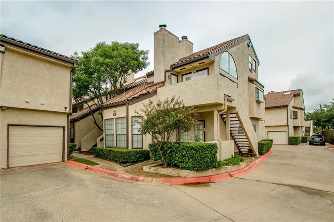 Foto del edificio - 5590 Spring Valley Rd