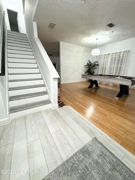 Foto del edificio - 955 Churchhill Ln