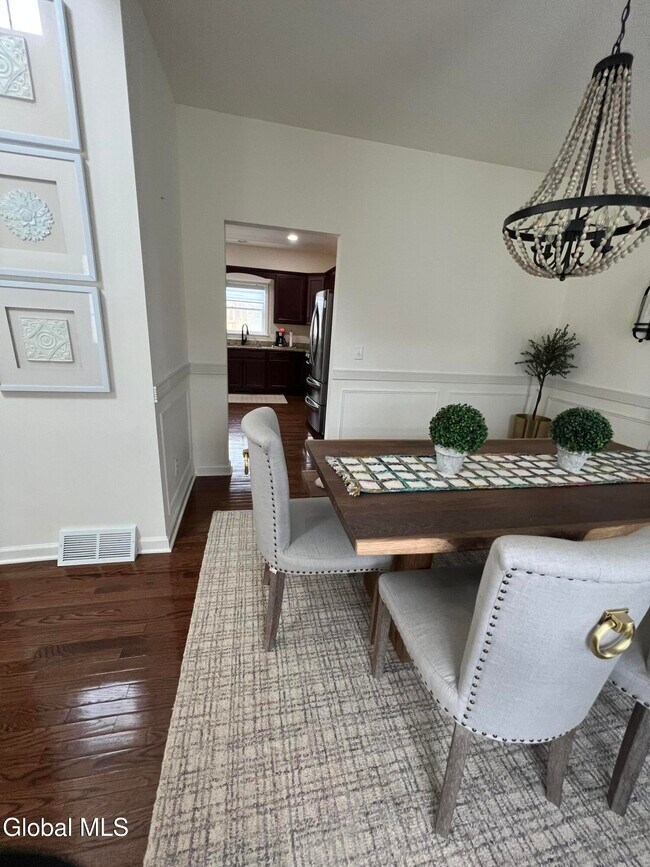 Foto del edificio - 10 Swatling Dr