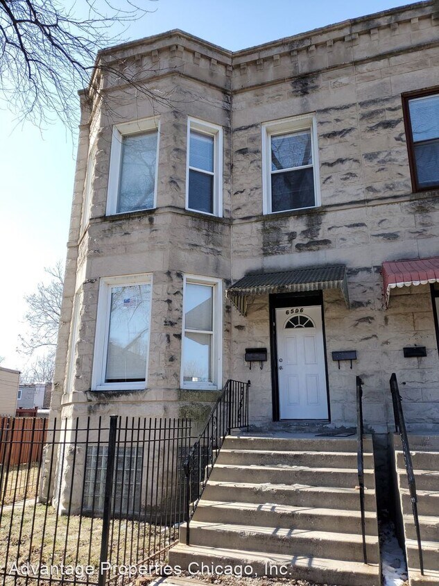 Primary Photo - 6506-6506 S Eberhart Ave