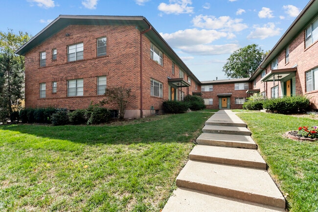 Building Photo - 4104 Clark Ave