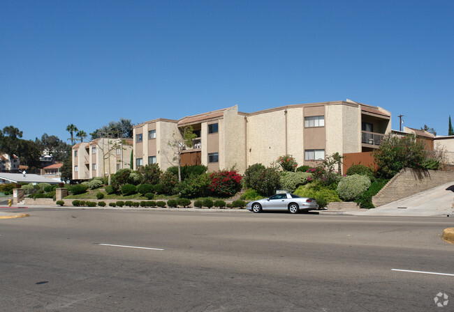 Foto del edificio - Cypress Plaza