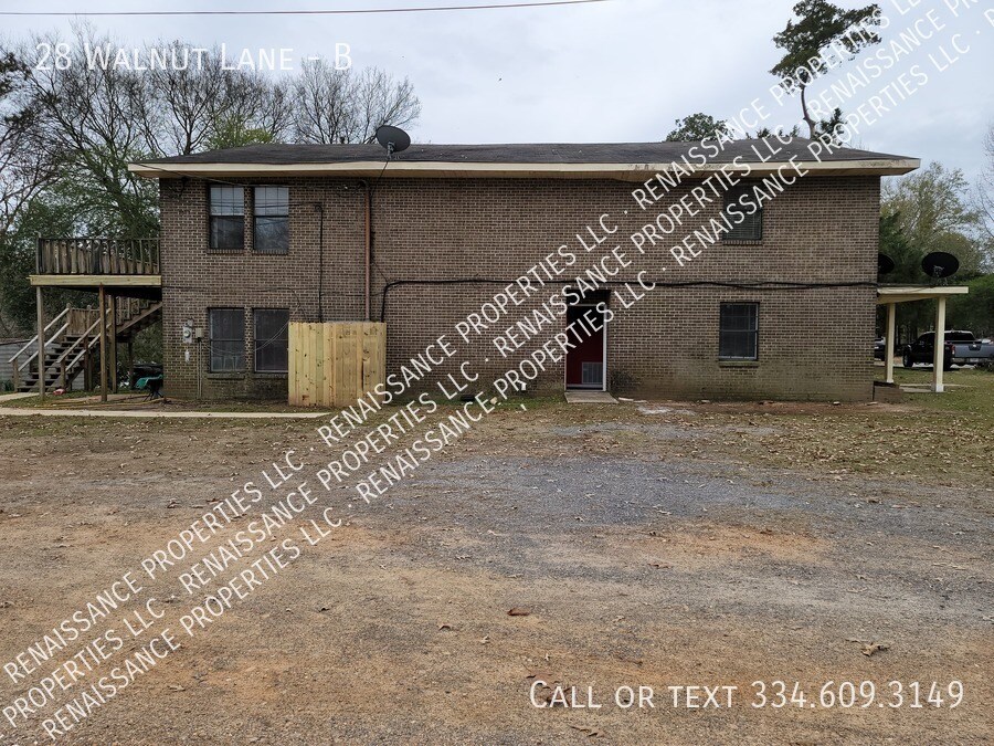 Primary Photo - 28 Walnut Ln