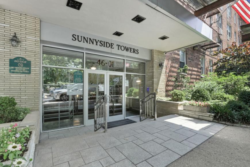Foto principal - 1 bedroom in Sunnyside Gardens NY 11104