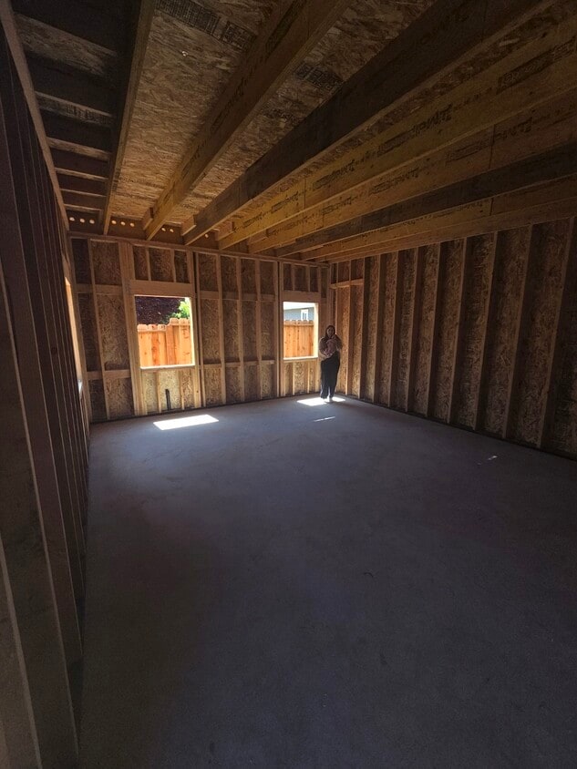 Building Photo - 1100 Christopher Ct