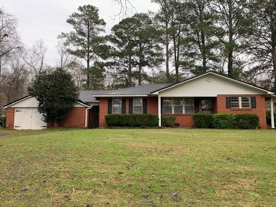 9501 US43, Northport, AL 35473 House Rental in Northport, AL