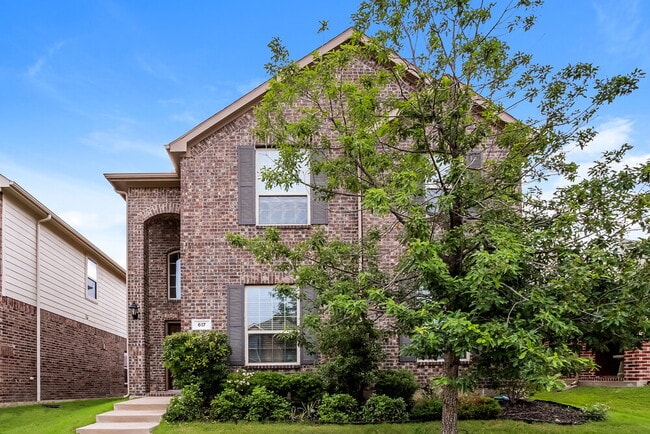 Building Photo - 617 Pawnee St