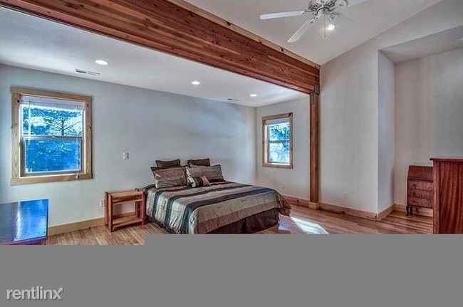 Building Photo - 4 br, 2 bath House - 3606 S Upper Truckee Rd