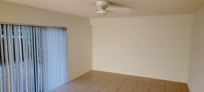 Foto del edificio - 201 Charter Way