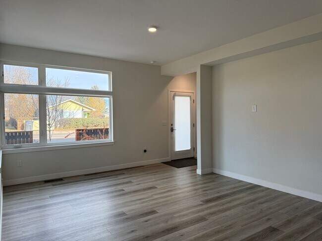 Foto del edificio - Fresh-Modern-Convenient 2/3/2 Twnhome