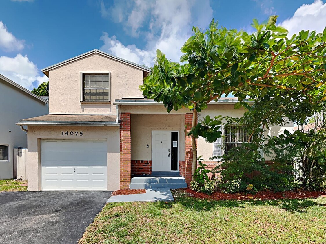 Primary Photo - 14075 Langley Pl