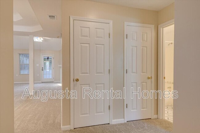 Building Photo - 506 Brians Way