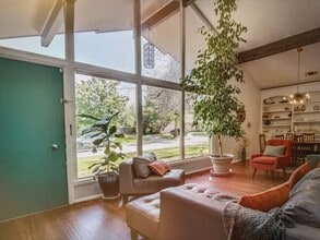 Building Photo - 7205 Lola Dr