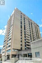 Building Photo - 380-1380 King St