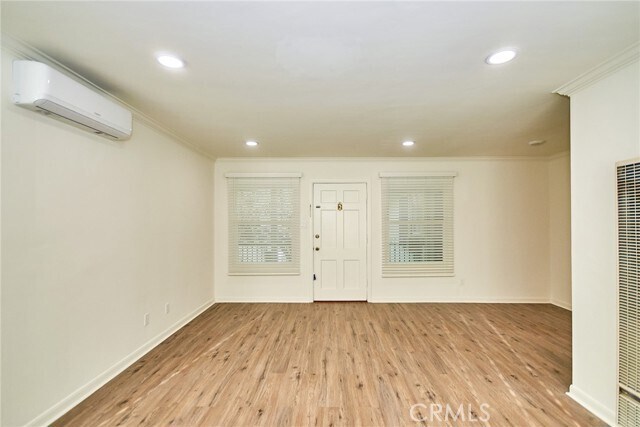 Foto del edificio - 706 Brent Ave