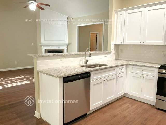 Foto del edificio - 39 Aberdeen Ct