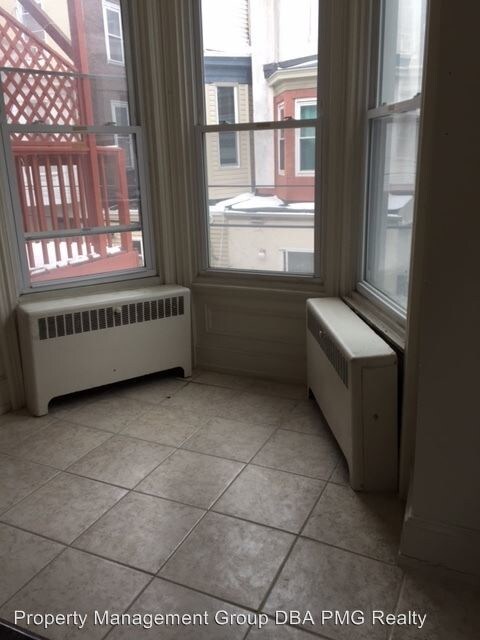 Building Photo - 143 N 21st St
