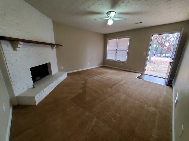 Building Photo - 809 Bellemeade Way SW