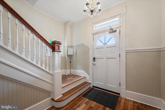 Foto del edificio - 402 S Loudoun St