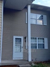 Building Photo - 4254 Bond St