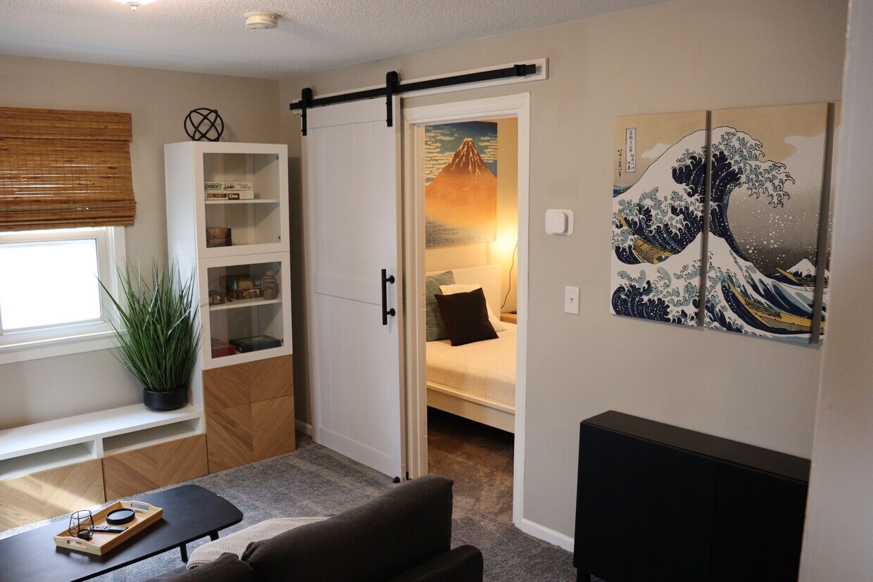 Foto principal - 946 32nd Ave N