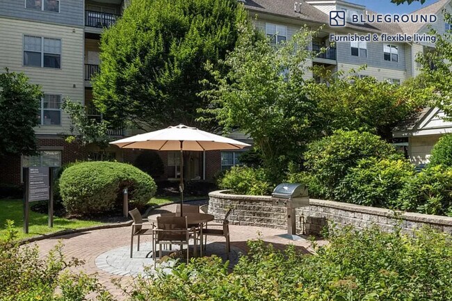 Foto del edificio - 160 Boylston St