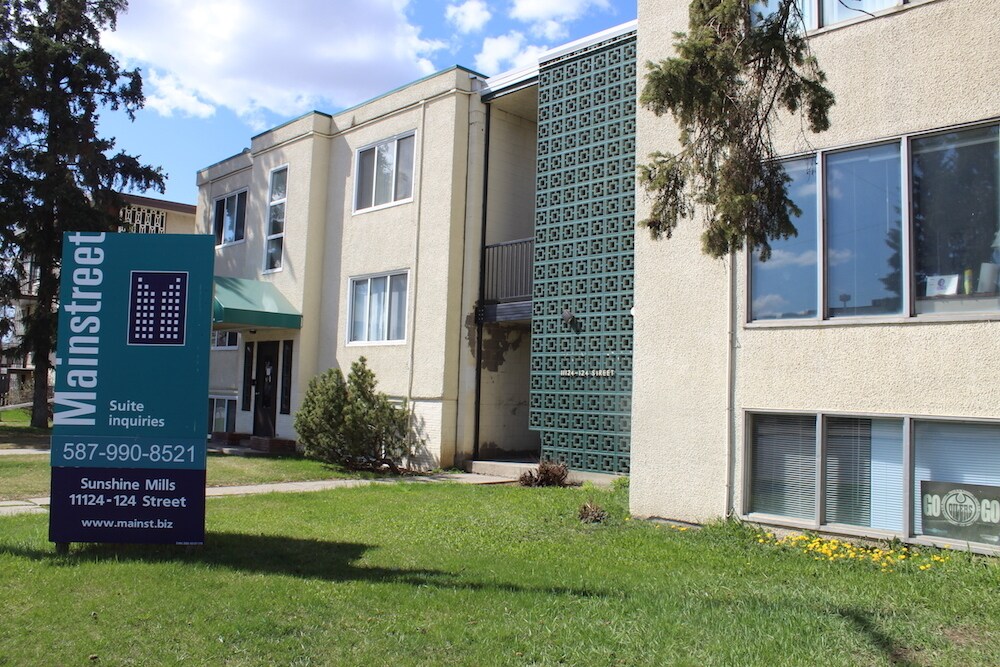 Sunshine Mills Apartments 1111811124 124th St NW Edmonton, AB