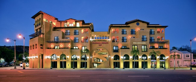 Building Photo - 2455 Colorado Blvd