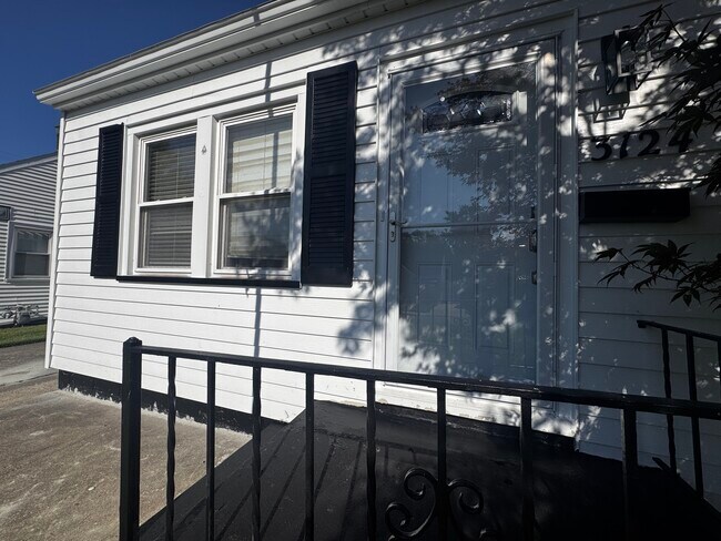 Foto del edificio - 3124 N Parish Ave