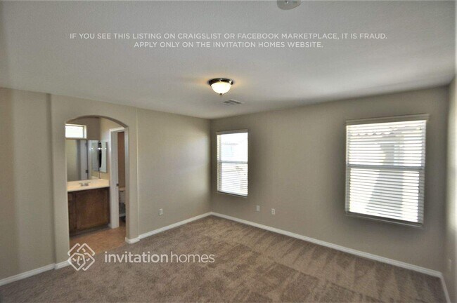 Building Photo - 8271 Amphora St
