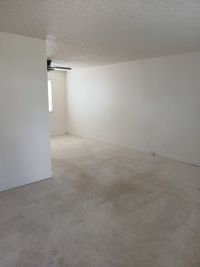 Building Photo - 166 Buckeye Cir