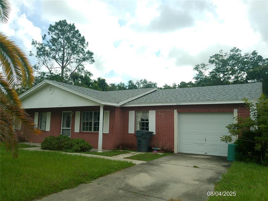 Foto principal - 6131 Doe Cir E