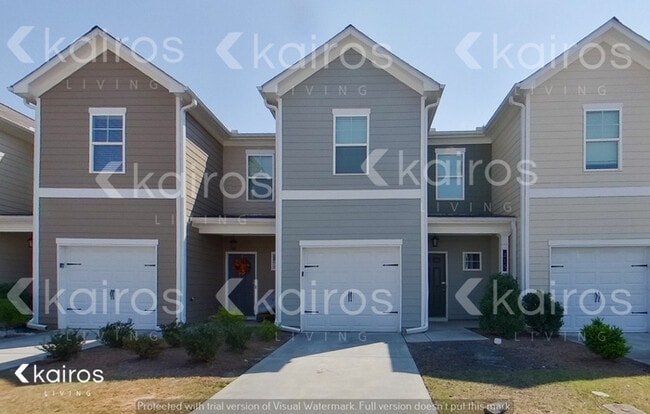 Building Photo - 215 Long Is Dr