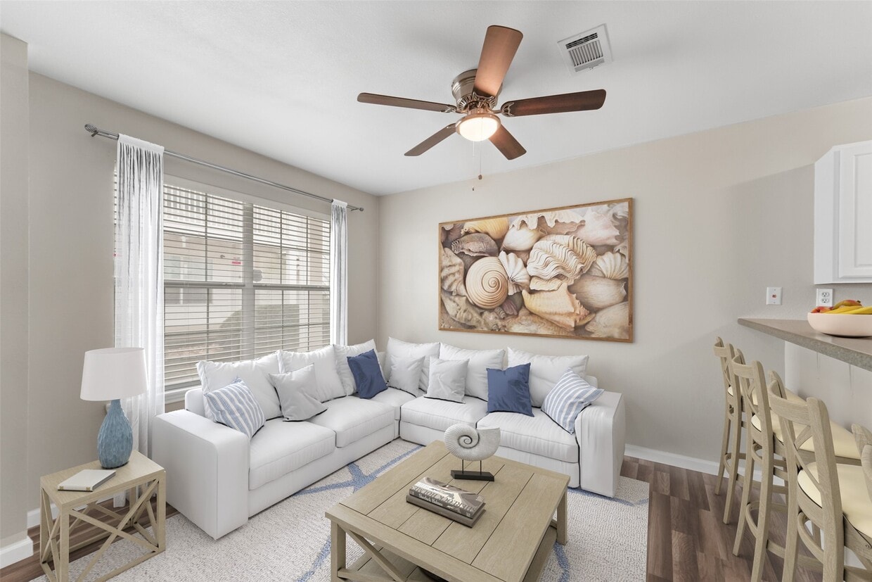 Foto principal - 44422 US-290 BUS