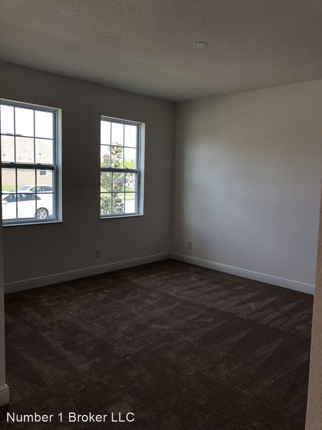 Foto del edificio - 4 br, 2.5 bath House - 14367 Black Lake Pr...